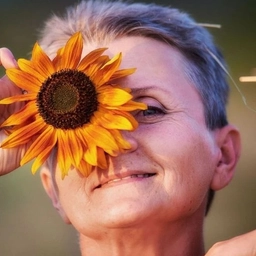 Аватар канала «АННА LAZAREVA»