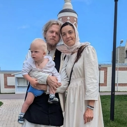 Аватар канала «"...там Я посреди них"»