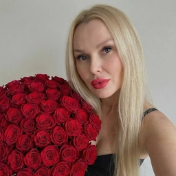 Аватар канала «Неугомонная»