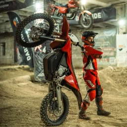 Аватар канала «Вася⚡️GUN на связи👊✊️»