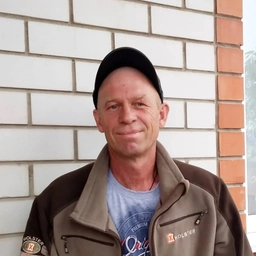 Аватар канала «Андрей и Люся Лунёвы»