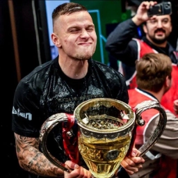 Аватар канала «DENZELLOFFICIAL | Данил Круговой»