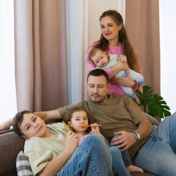 Аватар канала «Спасибо, Катя! (Детям от мамы) | развитие, воспитание, психология, книги, фильмы, мультик, детский, сын Матвей, Лука, дочь Аглая, педагог, репетитор, госуслуги, танцы, поддержка, помощь, гриша, курьер»