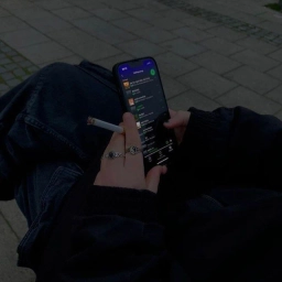 Аватар канала «Dσfamin | цитаты | грустные треки»