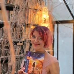 Аватар канала «Писатель Виолетта Орлова| Естествознатель | Фэнтези»