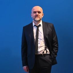 Аватар канала «Дмитрий Конаныхин»