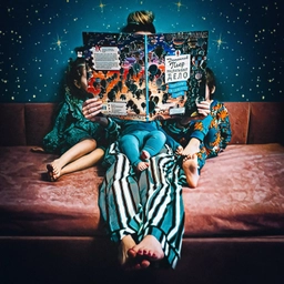 Аватар канала «В помощь маме! (Детское развитие, детские книги, рецепты, сериалы, локации, обзоры и скидки) Аня Марина педиатр Оля Лена Настя Ксюша Ира Женя Саша Алина Вика Москва Катя Таня папа Антон Илья Кирилл»