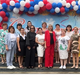 Аватар канала «МБОУ СОШ№10 имени выпускника школы Д.С. Целовальника посёлка Голубая нива муниципального образования Славянский район»