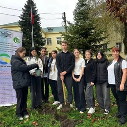 Аватар канала «МБОУ ООШ № 32 им. И.С. Исакова хут. Островская Щель»