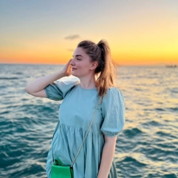 Аватар канала «Путешествия с Корольковой Мариной| МАЛЬДИВЫ 🇲🇻 СЕЙШЕЛЫ 🇸🇨 ОАЭ🇦🇪»