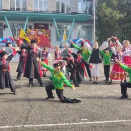 Аватар канала «Муниципальное казённое общеобразовательное учреждение "Средняя общеобразовательная школа №7" ст. Беломечетской»