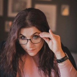 Аватар канала «Яна Гусева. Психология продаж недвижимости.»