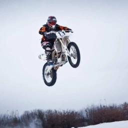 Аватар канала «Богомотов | Мотоциклы с Николаем Богомоловым»