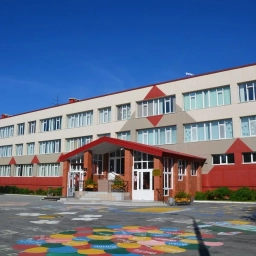 Аватар канала «Официальный канал МБОУ "Лянторская СОШ №4"»