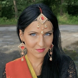 Аватар канала «Юлия Рыбакова | Бисероплетение и вышивка бисером»