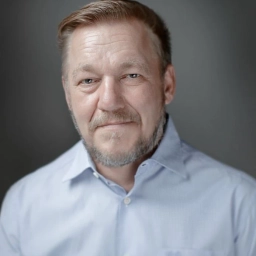 Аватар канала «Андрей Кадыкчанский»