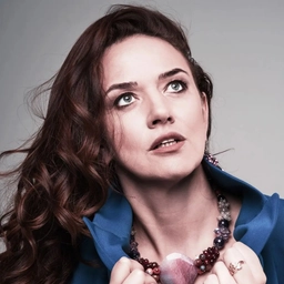 Аватар канала «Красотка о политике»