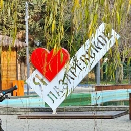 Аватар канала «Это Лазаревское, детка! 🌴»