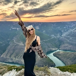 Аватар канала «Анжела Полежаева»