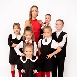 Аватар канала «mama_bond007»