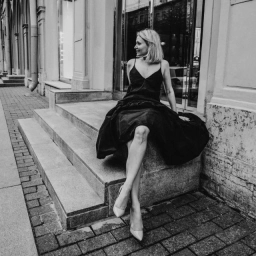 Аватар канала «Марика. Между Питером и Москвой.»