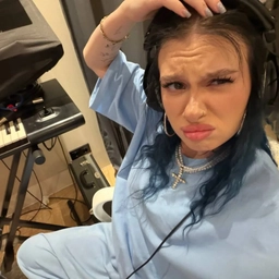 Аватар канала «Соня Сафарова | Блогерша | фан-канал|»