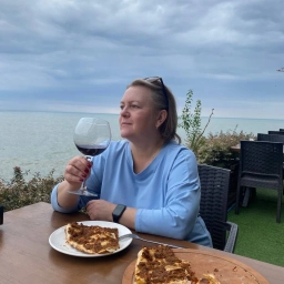 Аватар канала «Марина Баранова👩‍🍳/рецепты/обзоры магазинов и товаров/немного жизни и путешествий»