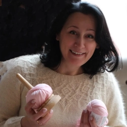 Аватар канала «Мила Кудрявцева Все о вязании и рукоделии»