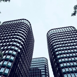 Аватар канала «Новости и недвижимость»