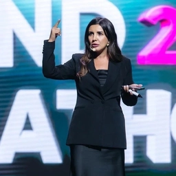 Аватар канала «Сетевой на пальцах с Митрохиной»