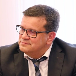 Аватар канала «Максим Парфенов»