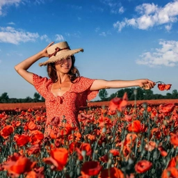 Аватар канала «Твой удивительный мир - Планета Земля»