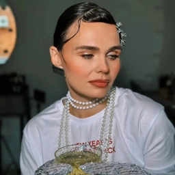 Аватар канала «Муж с дрелью, я с кастрюлей»