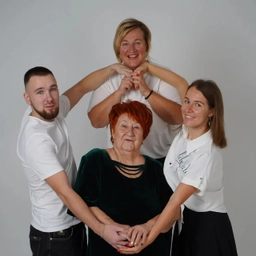 Аватар канала «Супербуся, Супердоня и все-все-все»