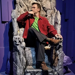 Аватар канала «Артём Звёздин - обучение трейдингу»