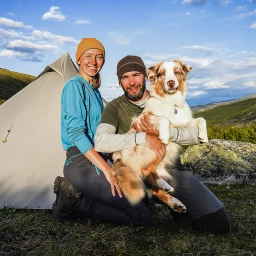 Аватар канала «Дикие Люди | Тарас и Наталья Швечихины»