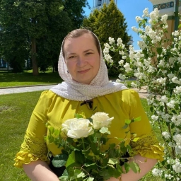 Аватар канала «По душам с матушкой Юлией Узун @ylauz_tsl»