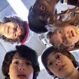 Аватар канала «Очень странные дела 5 | Stranger Things 5 | Netflix»